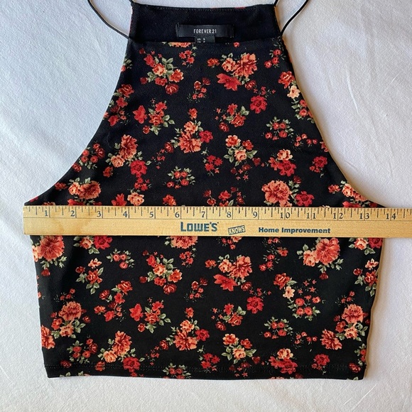 Y2K Forever 21 Black Floral Cropped Tank Top - Picture 4 of 6